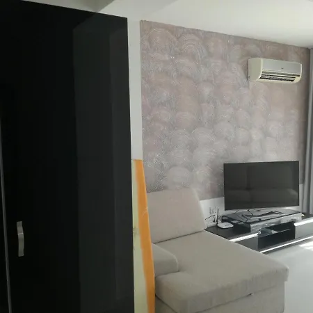 Rich نيسيبار